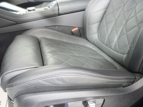 Used 2025 BMW X6 xDrive40i AWD/4WD image 9