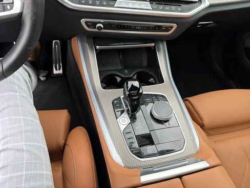 Used 2023 BMW X5 xDrive40i w/ M Sport Package AWD/4WD image 16