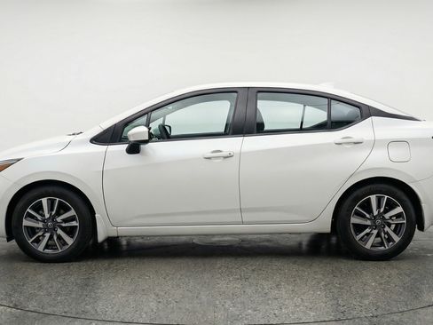 Used 2025 Nissan Versa SV w/ Trunk Package FWD image 4