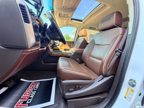 Used 2016 Chevrolet Silverado 2500 High Country w/ Duramax Plus Package AWD/4WD image 23