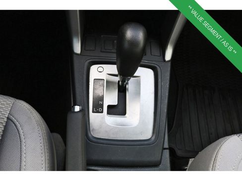 Used 2017 Subaru Forester 2.5i w/ Alloy Wheel Package image 28