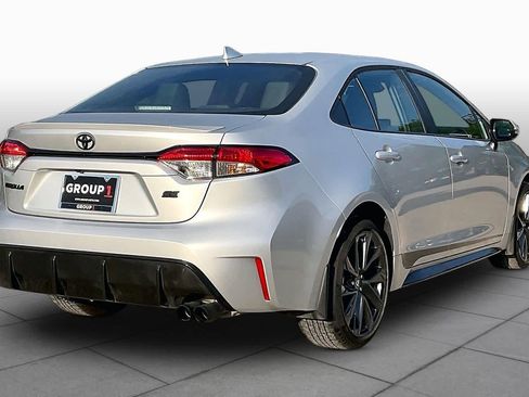 Used 2026 Toyota Corolla SE FWD image 13