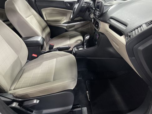 Used 2021 Ford EcoSport S image 12