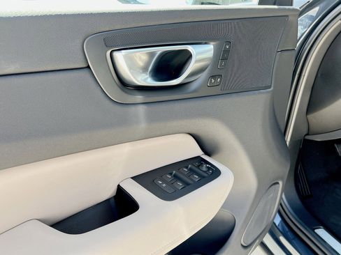 New 2026 Volvo XC60 B5 Plus w/ Protection Package Premier image 15