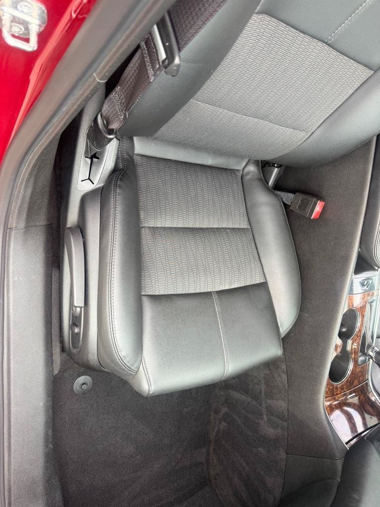 Used 2014 Chevrolet Impala LT w/ Convenience Package FWD image 24