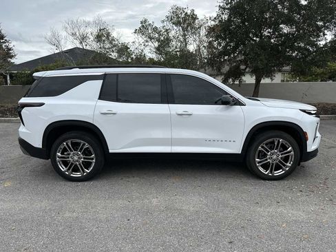 New 2025 Chevrolet Traverse LT w/ Enhanced Driving Package image 7