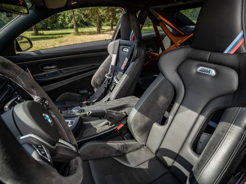 Used 2016 BMW M4 GTS RWD image 6