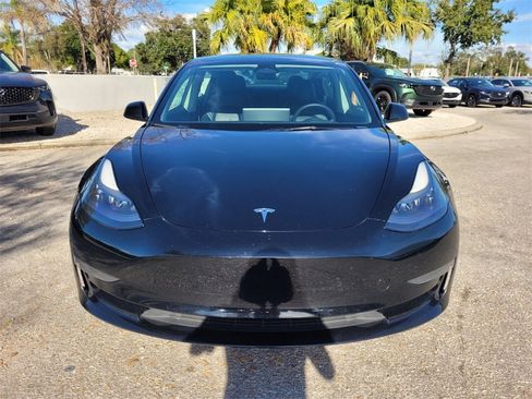 Used 2023 Tesla Model 3 Standard Range image 18