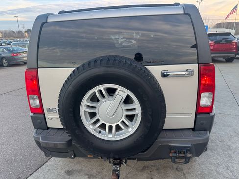 Used 2008 HUMMER H3 Base image 6