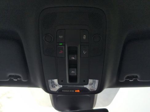 New 2025 Audi Q3 2.0T Premium image 7