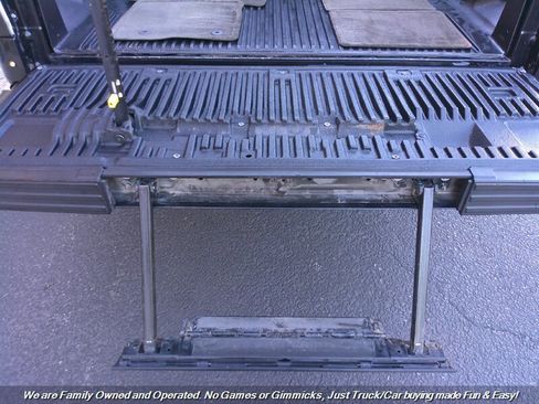 Used 2013 Ford F150 Lariat w/ Luxury Equipment Group image 10