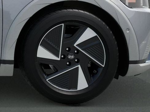 New 2026 Hyundai Ioniq 5 Limited RWD image 8