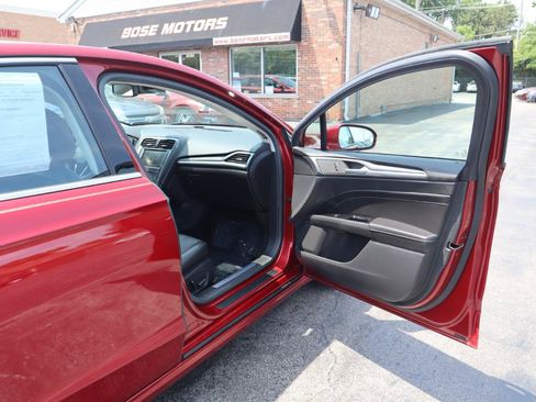Used 2015 Ford Fusion Titanium FWD image 10
