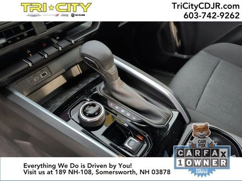 Used 2024 Chevrolet Colorado Trail Boss w/ Technology Package image 31