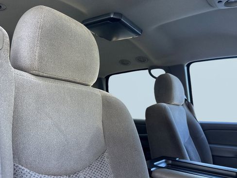 Used 2005 Chevrolet Suburban LS w/ Cargo Package image 23