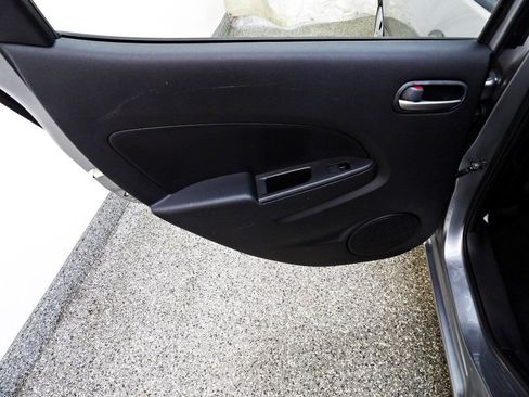Used 2013 MAZDA MAZDA2 Sport FWD image 9