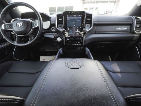 Used 2023 RAM 1500 Laramie AWD/4WD image 38