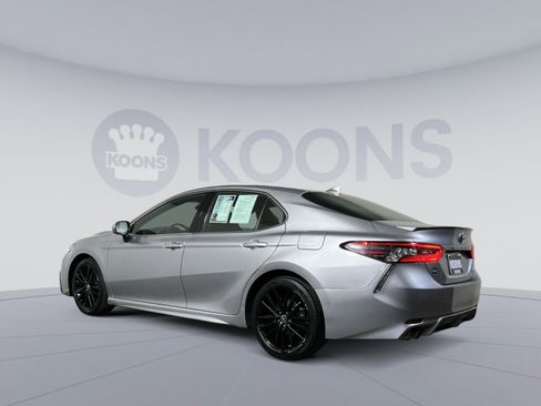 Used 2023 Toyota Camry XSE image 4