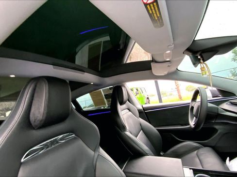 Used 2024 Tesla Model 3 Performance AWD/4WD image 18