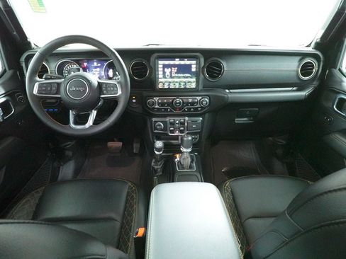 Used 2023 Jeep Wrangler Unlimited Sahara AWD/4WD image 12
