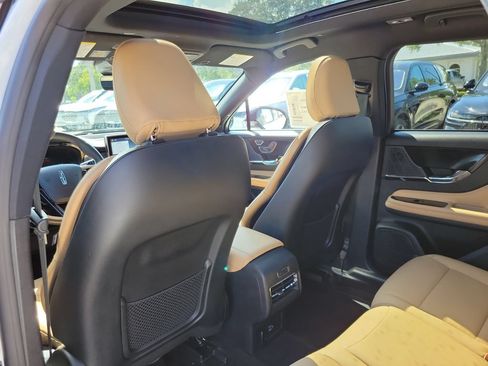Certified 2022 Lincoln Corsair Reserve w/ Sport Package AWD/4WD image 9