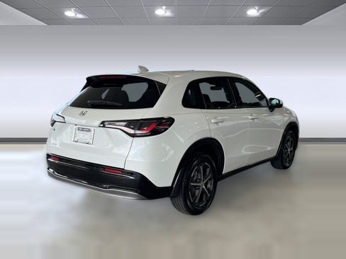 Used 2024 Honda HR-V EX-L image 9