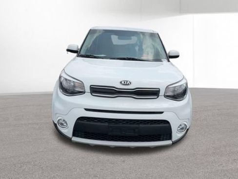 Used 2019 Kia Soul + FWD image 3