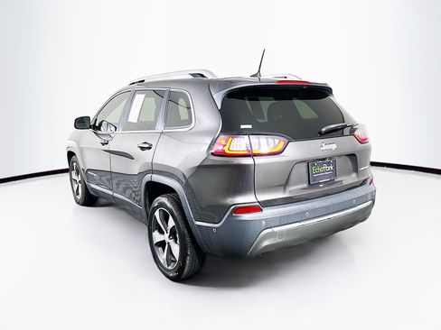 Used 2019 Jeep Cherokee Limited w/ Technology Group FWD image 5