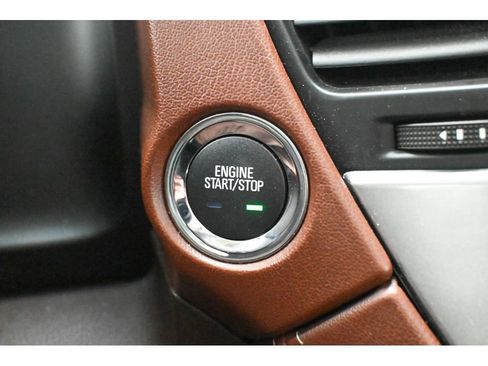 Used 2019 Chevrolet Suburban Premier image 49