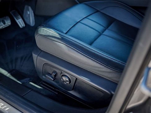 Used 2018 Maserati Ghibli S GranSport image 18