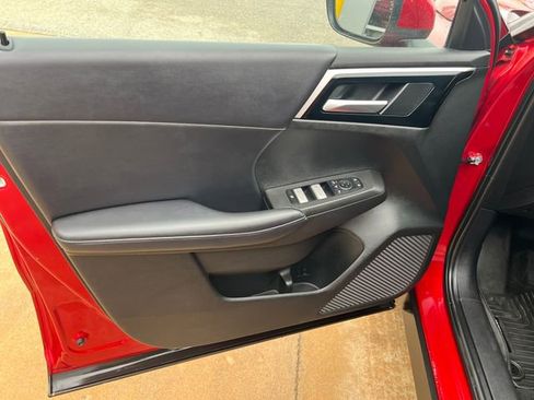 Used 2023 Mitsubishi Outlander SE image 10