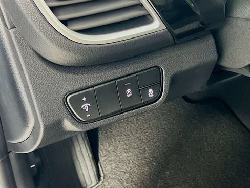 New 2026 Kia Seltos S FWD image 10