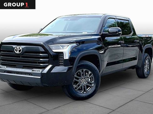 Used 2023 Toyota Tundra SR5 w/ SR5 Convenience Package AWD/4WD image 1