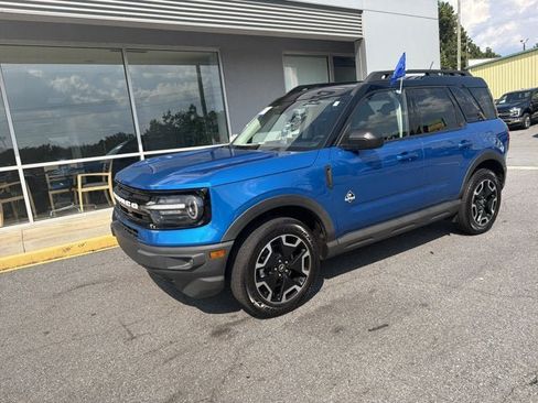Certified 2022 Ford Bronco Sport Outer Banks AWD/4WD image 2