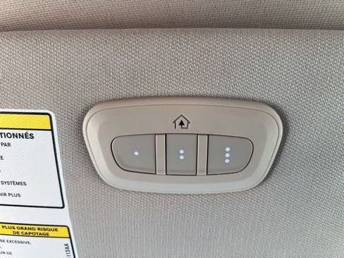 Used 2016 Jeep Cherokee Limited FWD image 29