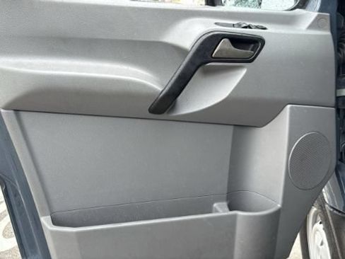 Used 2018 Mercedes-Benz Sprinter 2500 image 19