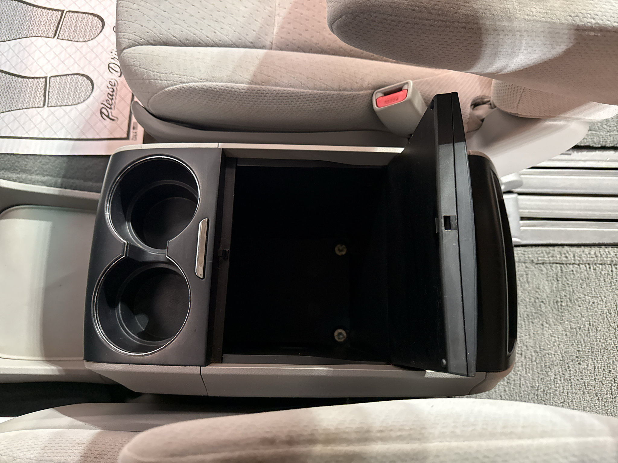 Used 2015 Toyota Sienna LE FWD image 21