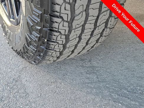 Used 2023 Chevrolet Colorado Trail Boss w/ Advanced Trailering Package AWD/4WD image 29