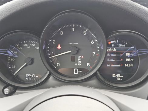 Certified 2025 Porsche Macan image 16