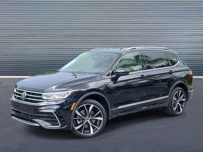 Used 2024 Volkswagen Tiguan SEL R-Line