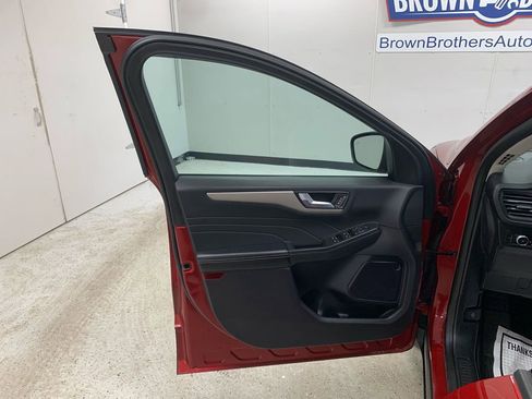 Used 2022 Ford Escape SEL w/ Class II Trailer Tow Package image 13