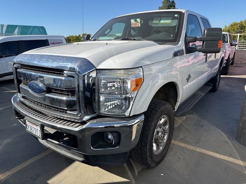 Used 2015 Ford F250 XLT w/ XLT Value Package AWD/4WD image 1