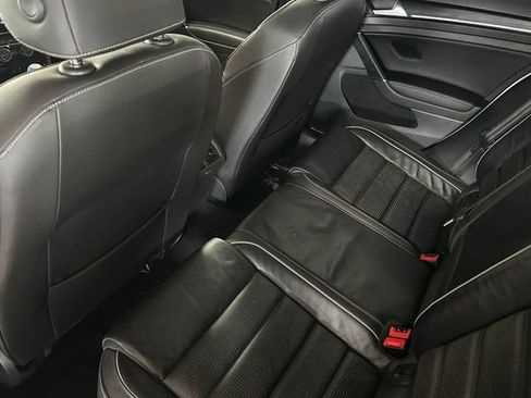 Used 2018 Volkswagen Golf R 4-Door image 14