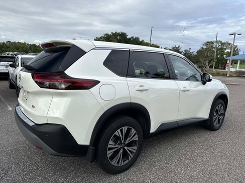 Certified 2023 Nissan Rogue SV image 4