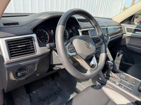 Used 2021 Volkswagen Atlas SE FWD image 17