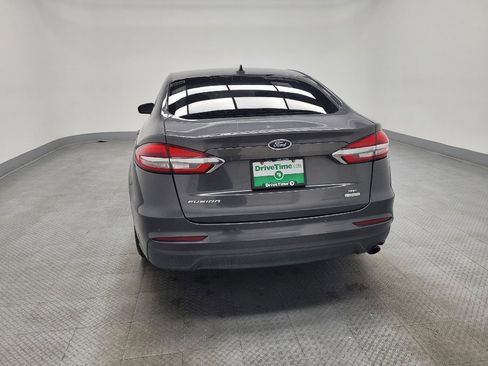 Used 2020 Ford Fusion SE image 6