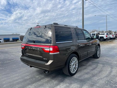 Used 2015 Lincoln Navigator 4WD w/ Equipment Group 101A Reserve image 3