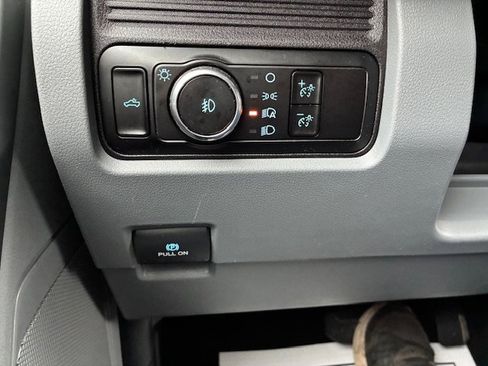 Used 2025 Ford F250 XLT w/ FX4 Off-Road Package image 24