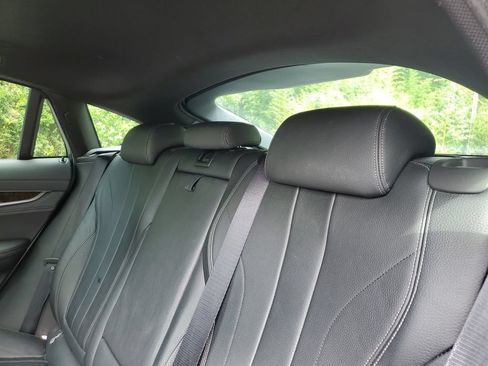 Used 2018 BMW X6 sDrive35i RWD image 11