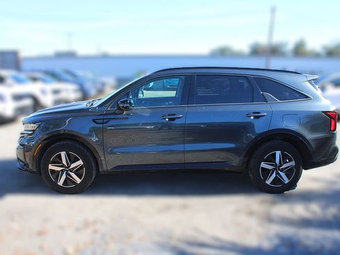 Certified 2023 Kia Sorento S image 13